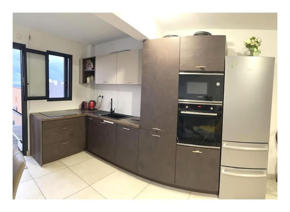 Le 136 Belle Vue Apartment เลอโกซิเยร์ ภายนอก รูปภาพ